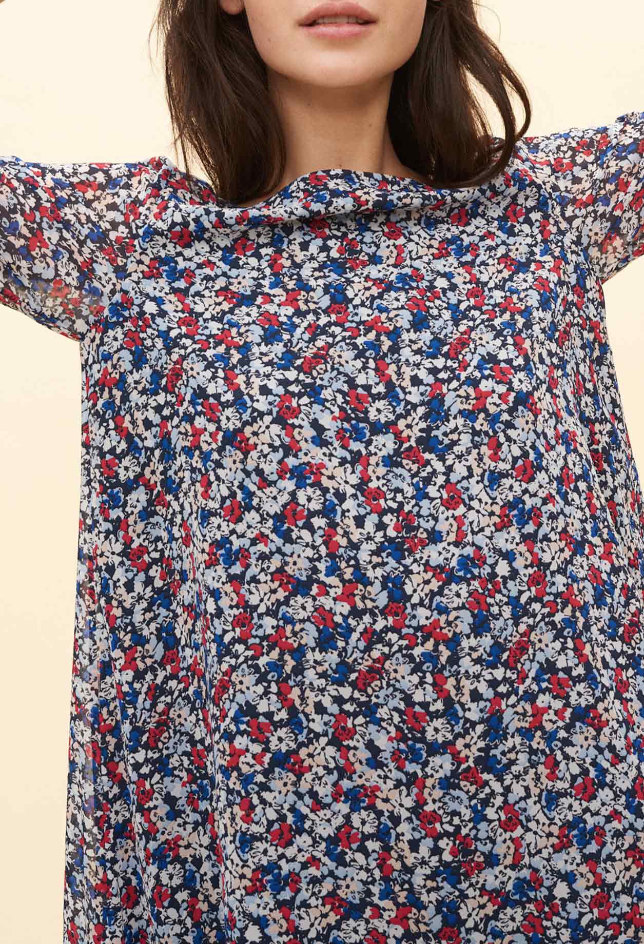 Flowery short dress