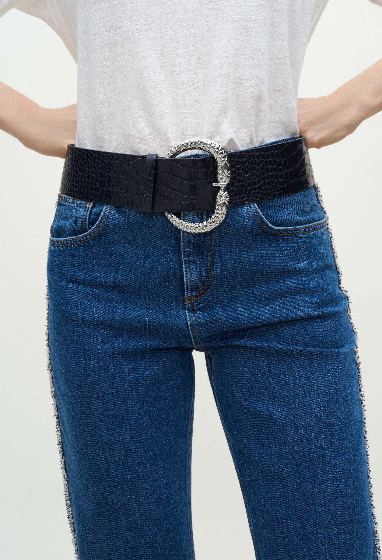 Leather belt