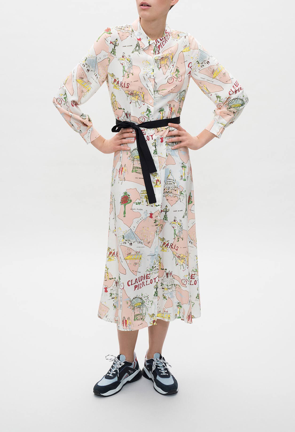 Long buttoned dress