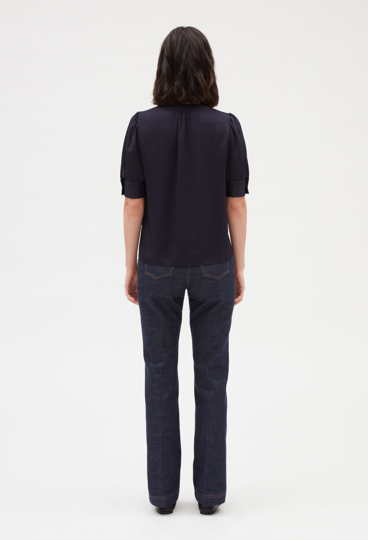 Navy blue short-sleeved blouse