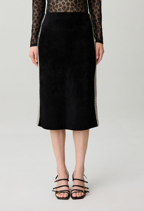 Straight velvet-effect knit skirt