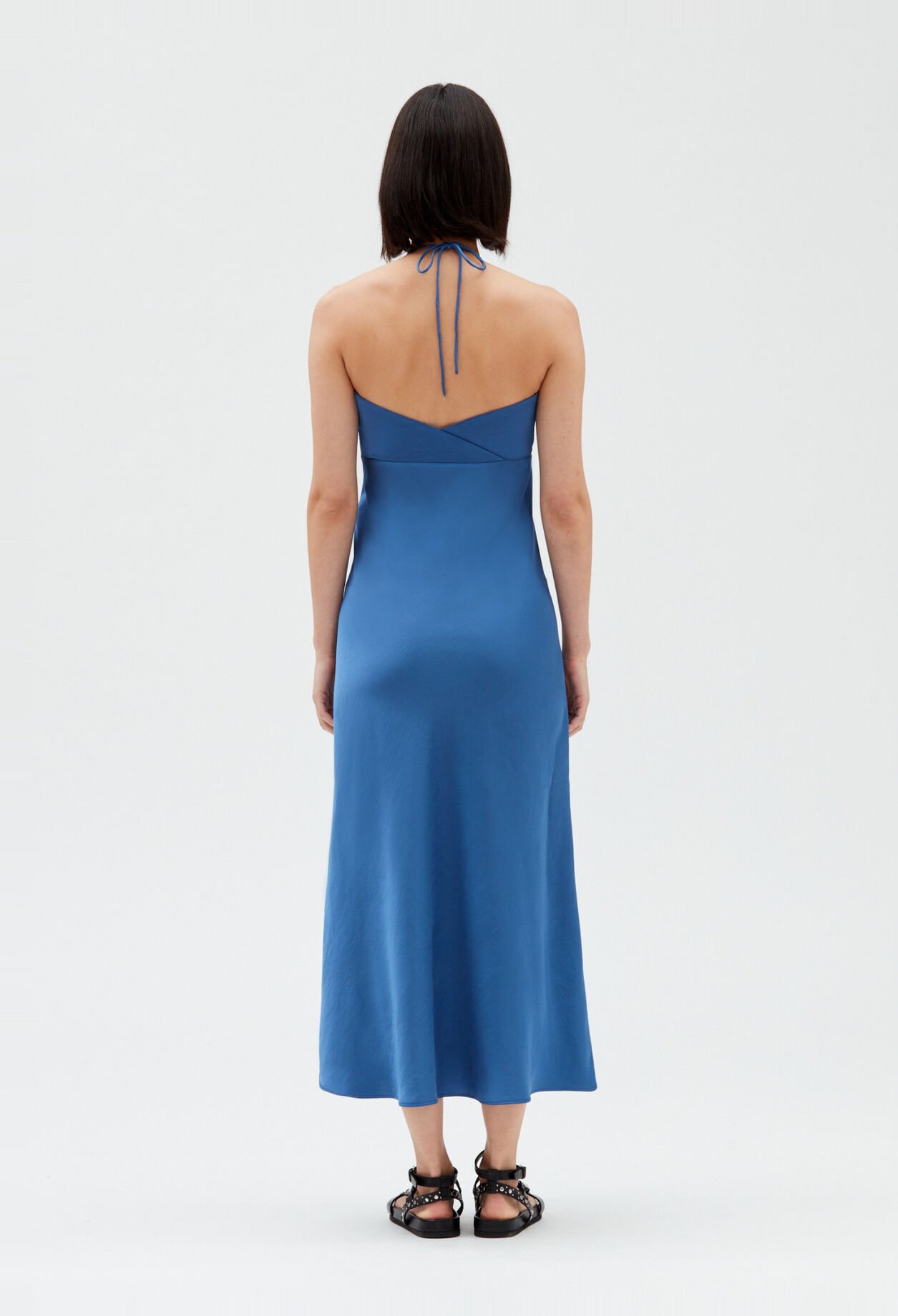 Long blue strapless dress