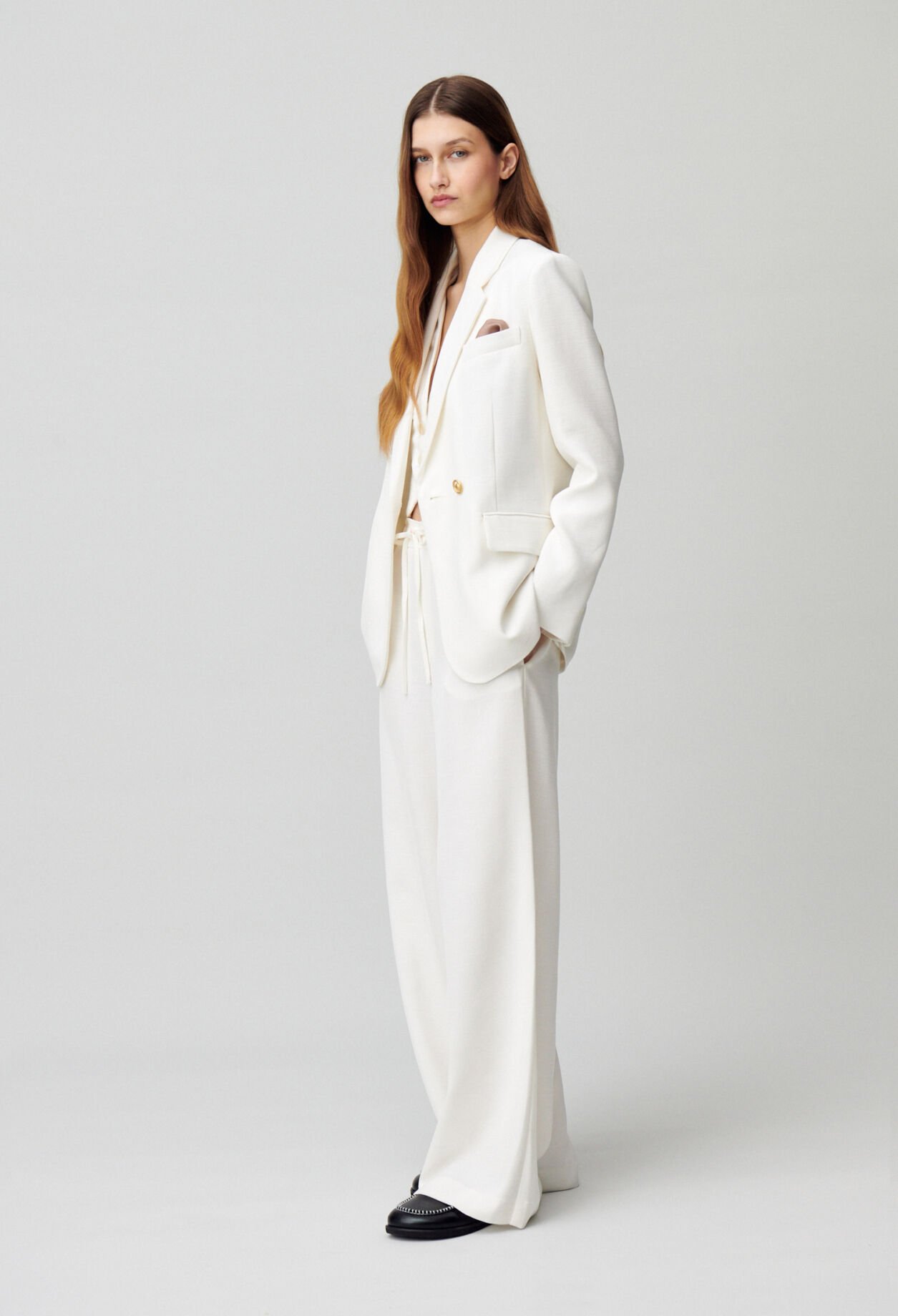 Buttoned blazer