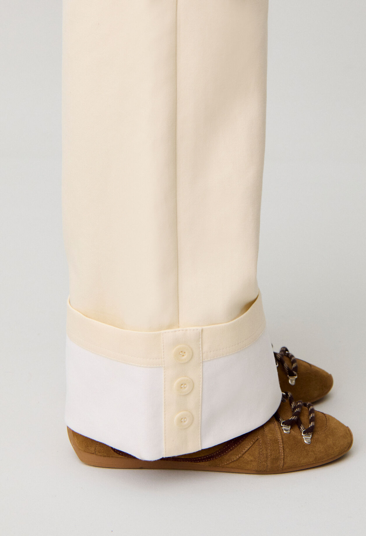 Elegant straight cotton trousers