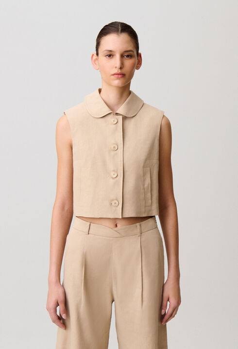 Short tailored linen jacket