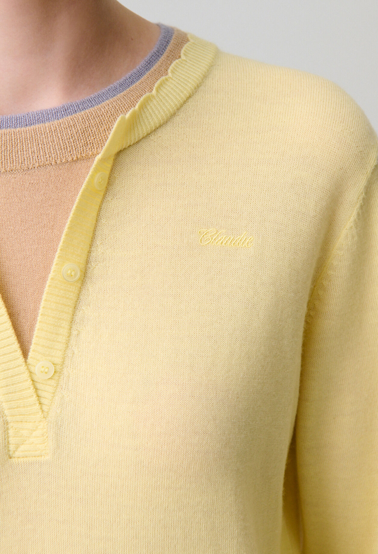 Layered collar wool jumper