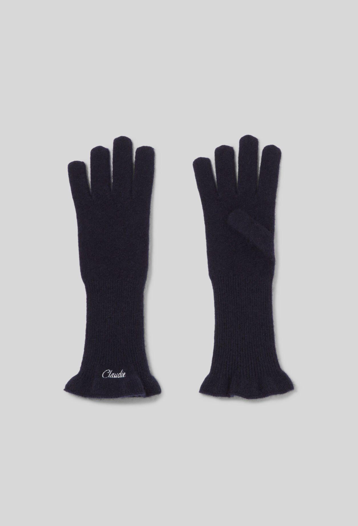 Embroidered knit gloves