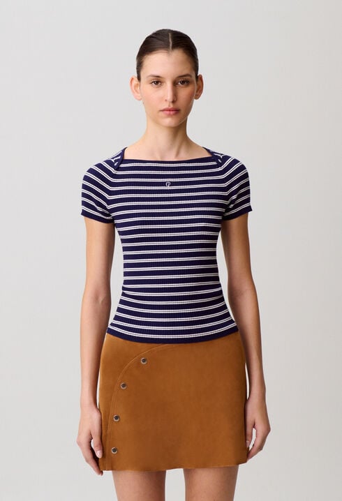 Fine knit top