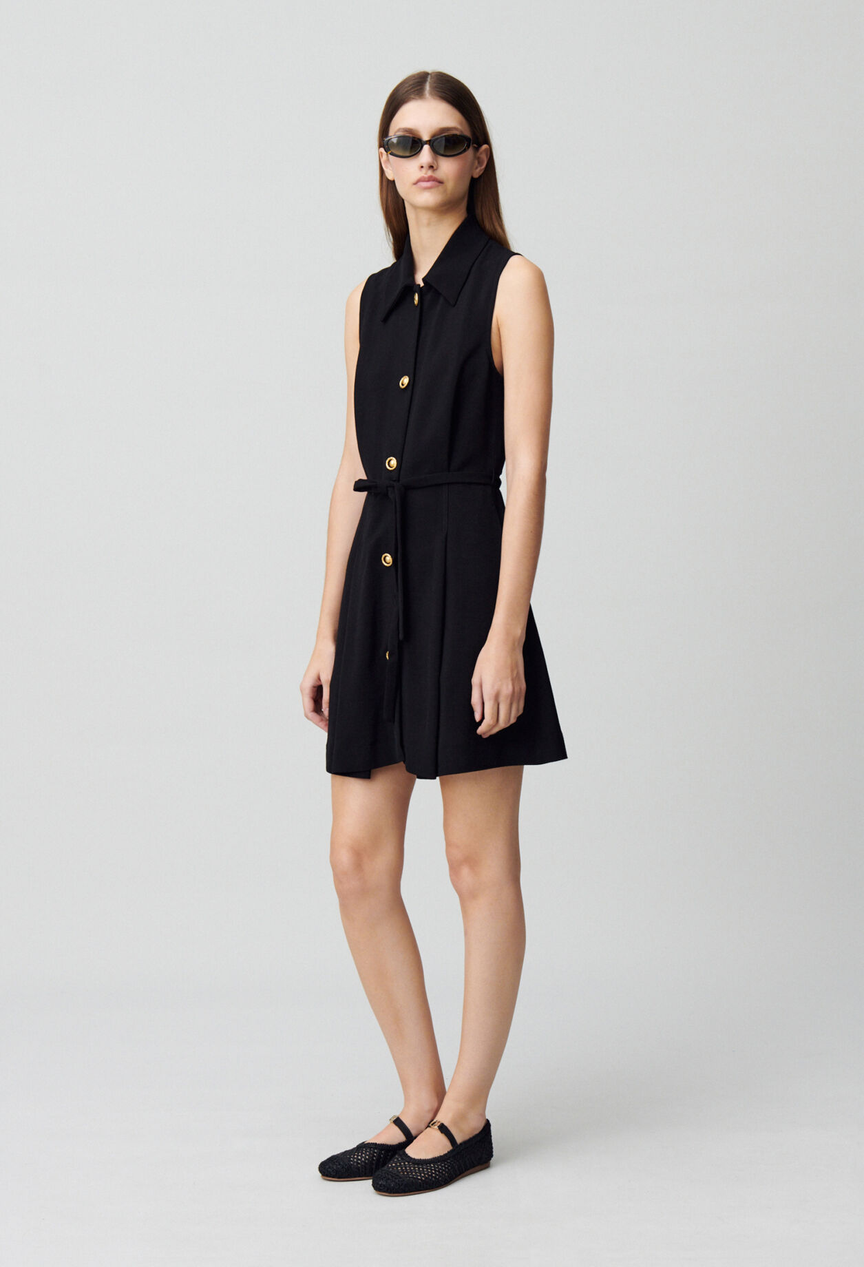 Sleeveless short dress