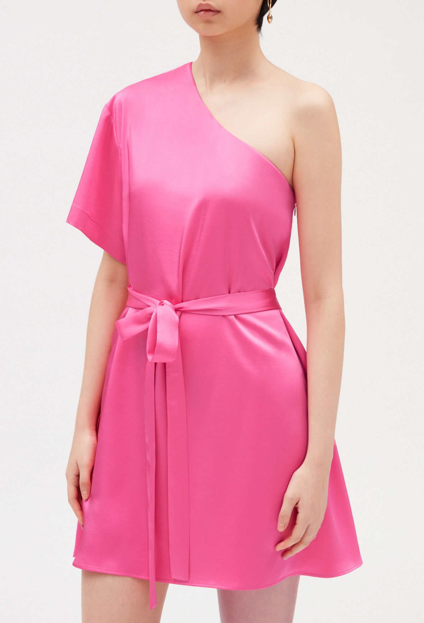 Claudie_CFPRO01940-F002_H_1.jpg