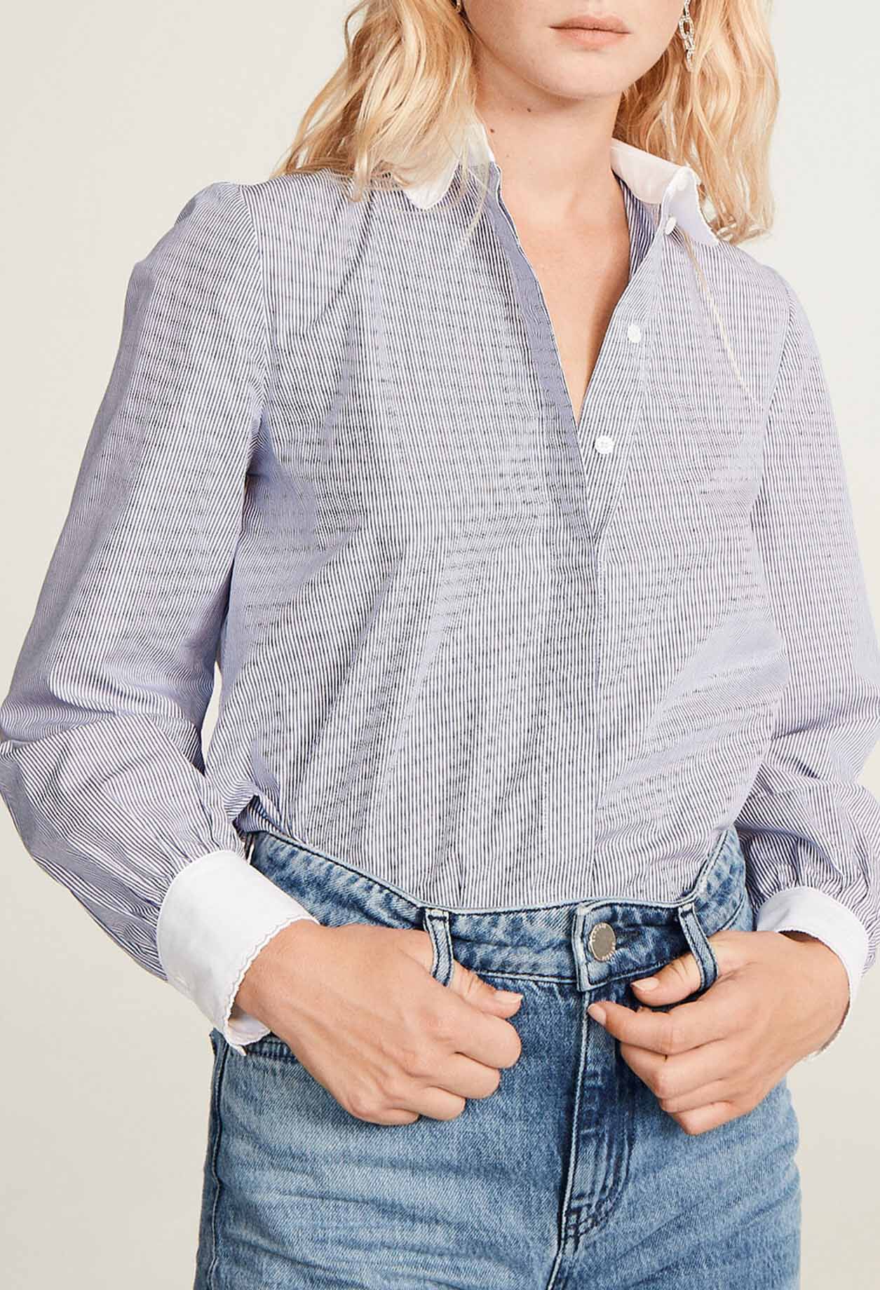 Shirt with embroidered collar