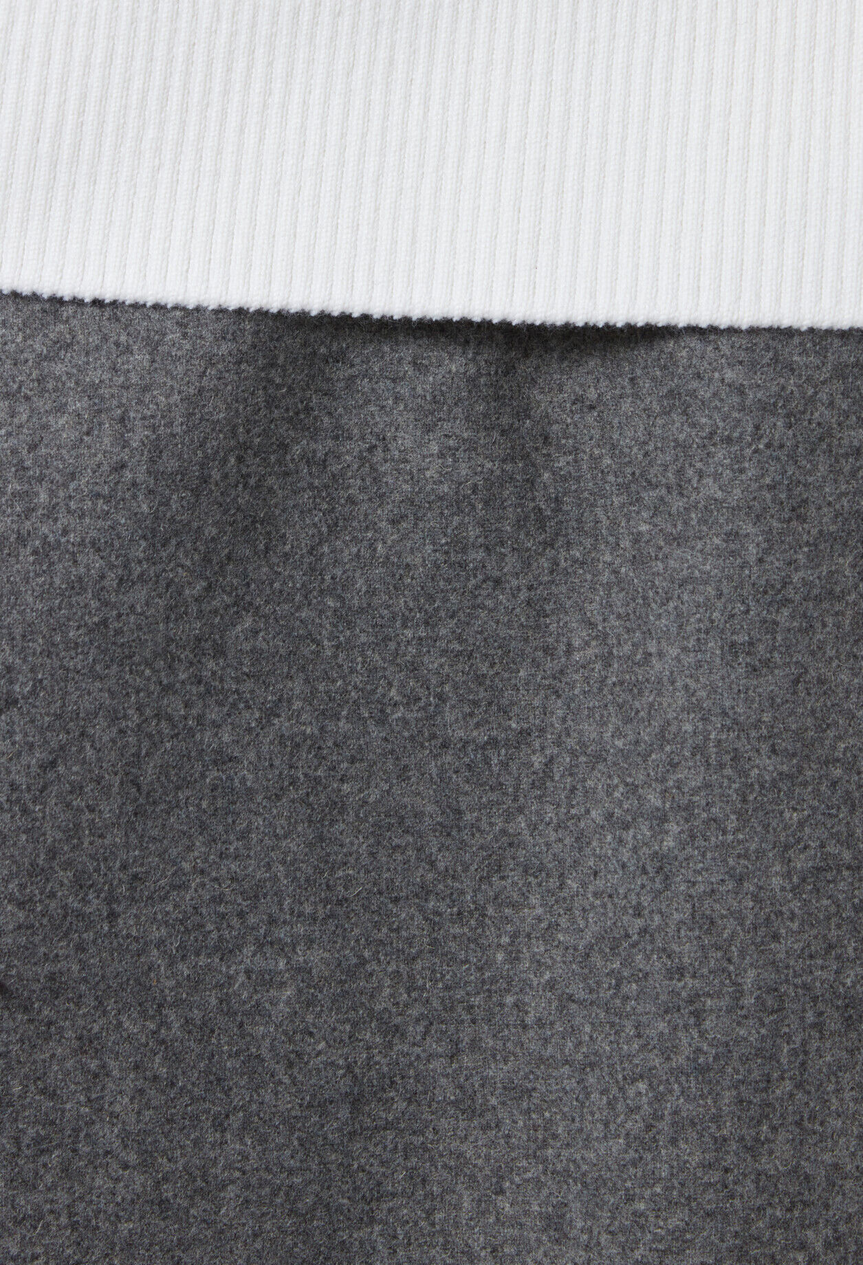 Grey pencil skirt