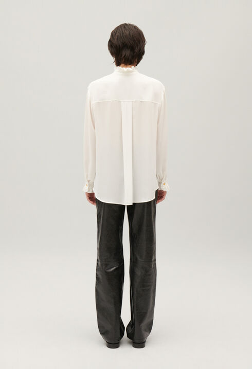 White shirt with wavy collar 