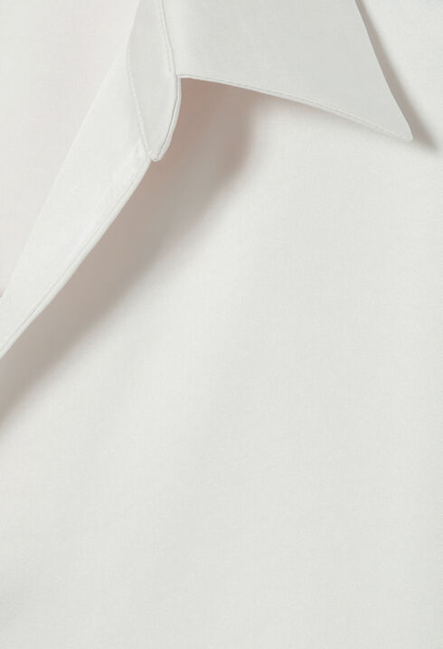 Collared flowy blouse
