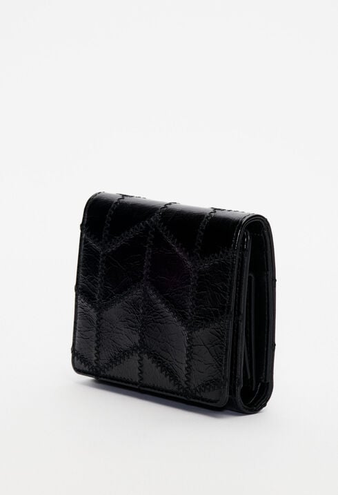Patent leather purse