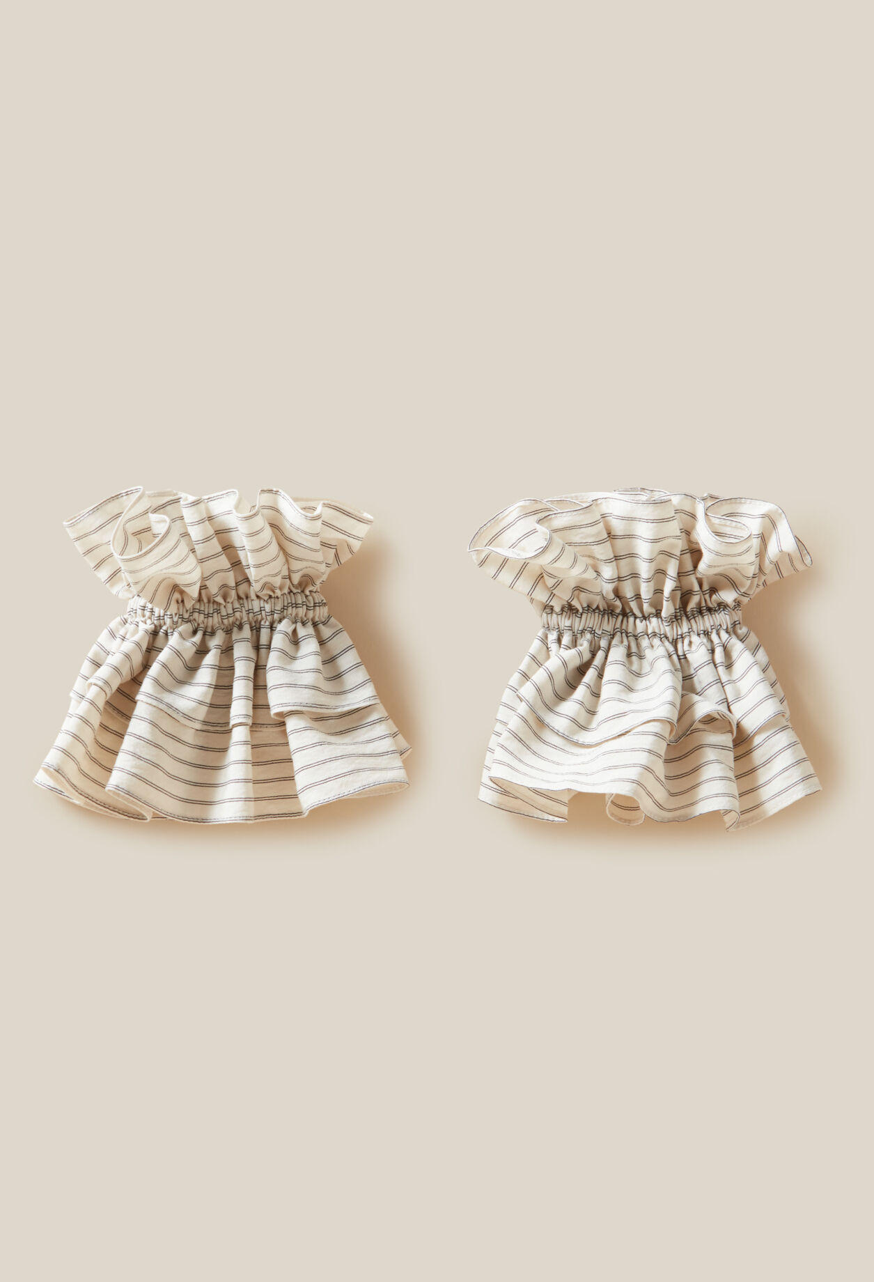 Gathered cuff shirt effect