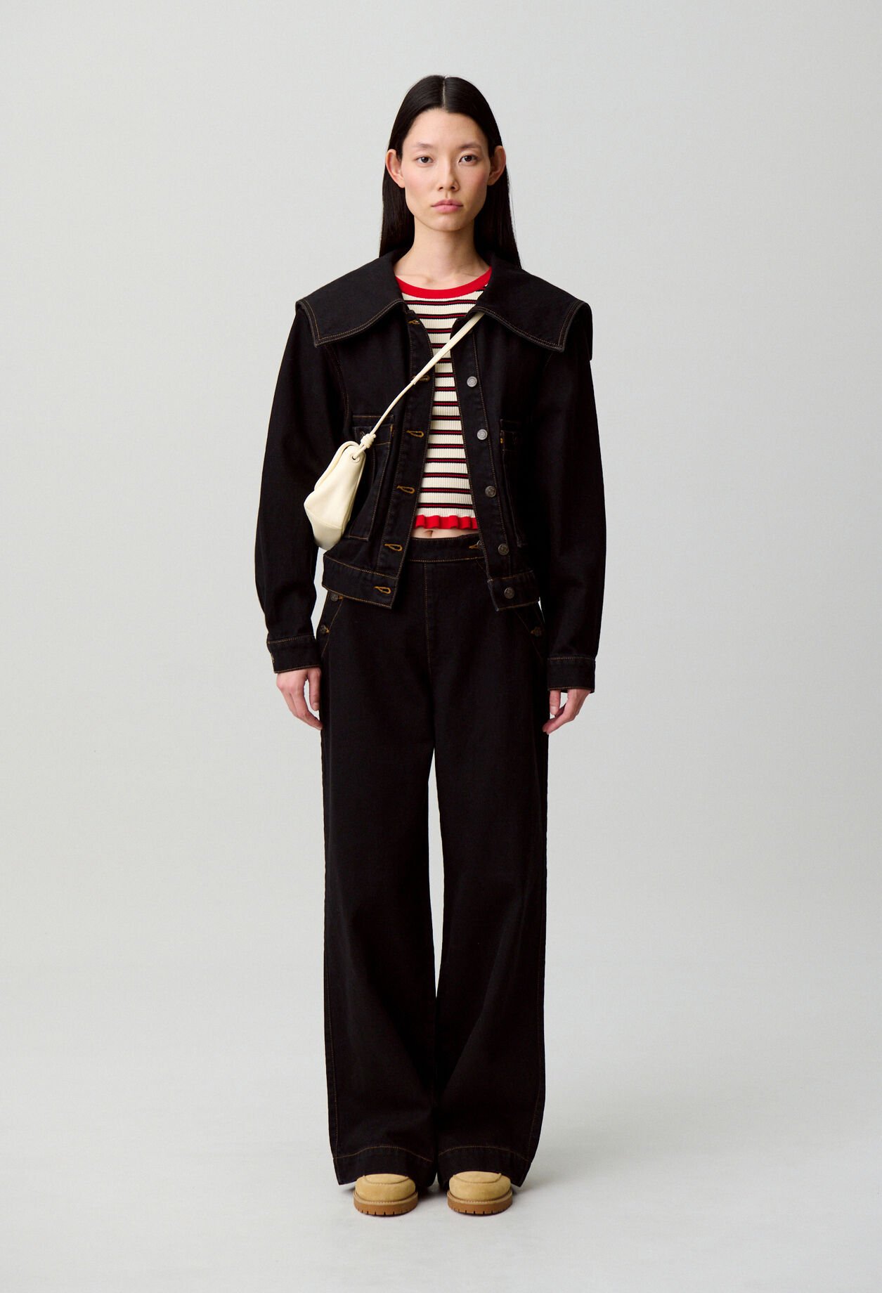 Contrast stitch black denim jacket 