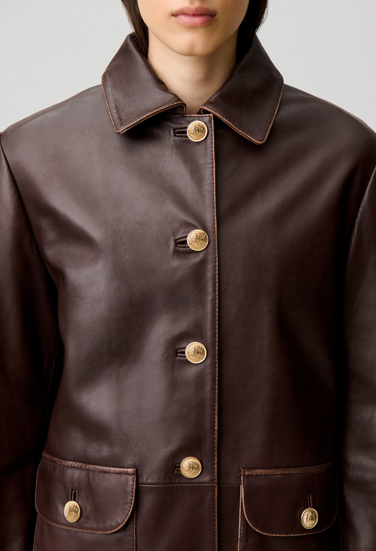 Mid-length straight leather jacket