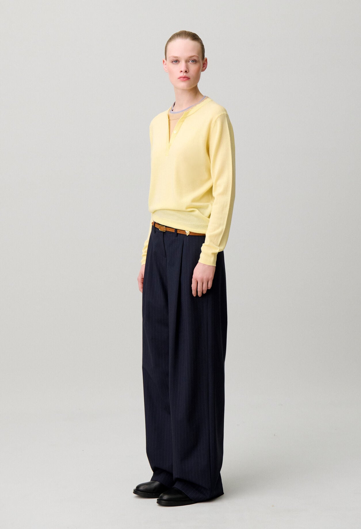 Layered collar wool jumper