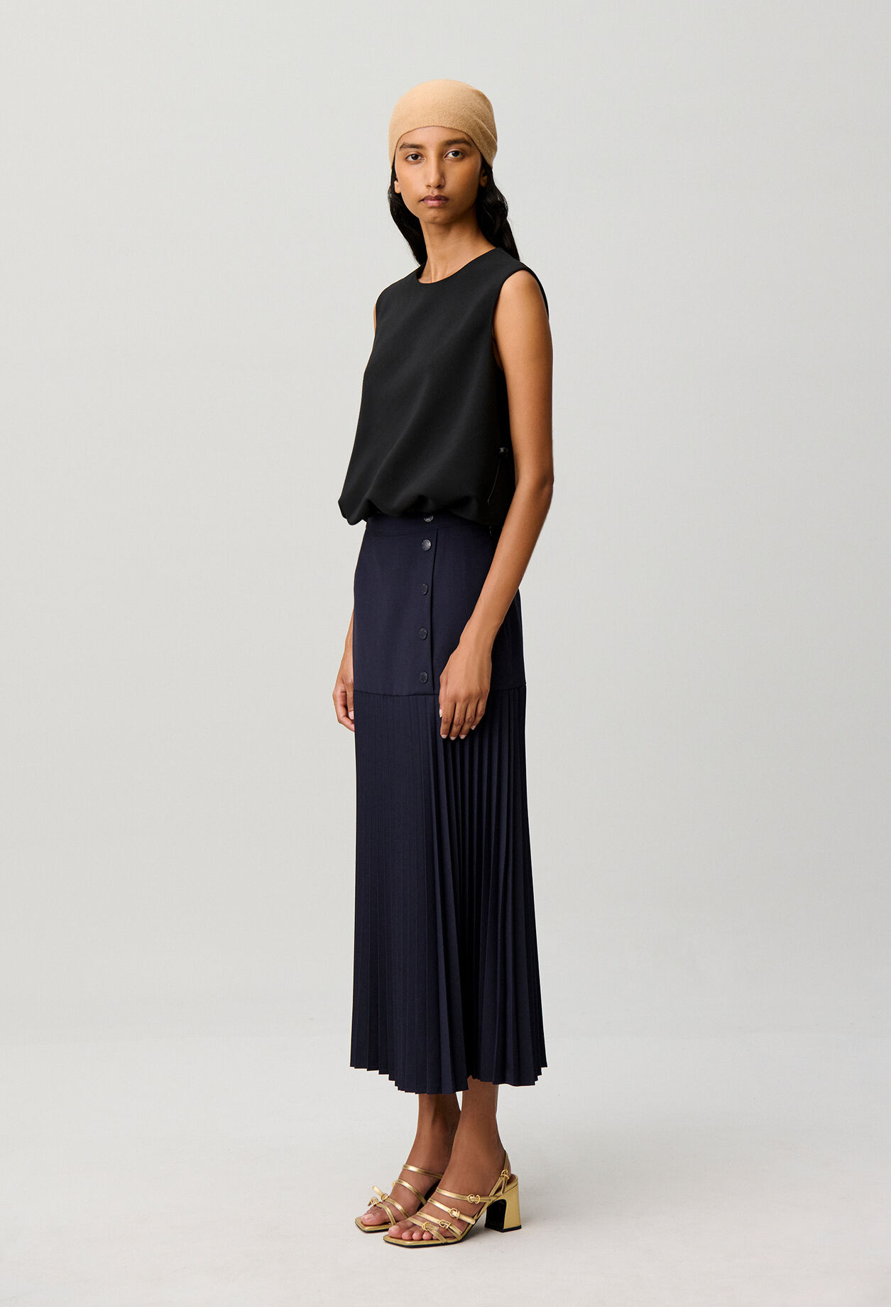 High-waisted maxi skirt