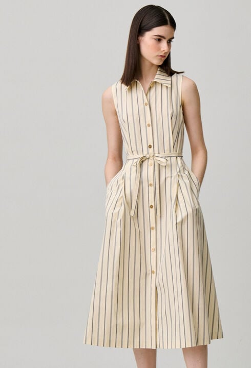 Long sleeveless dress