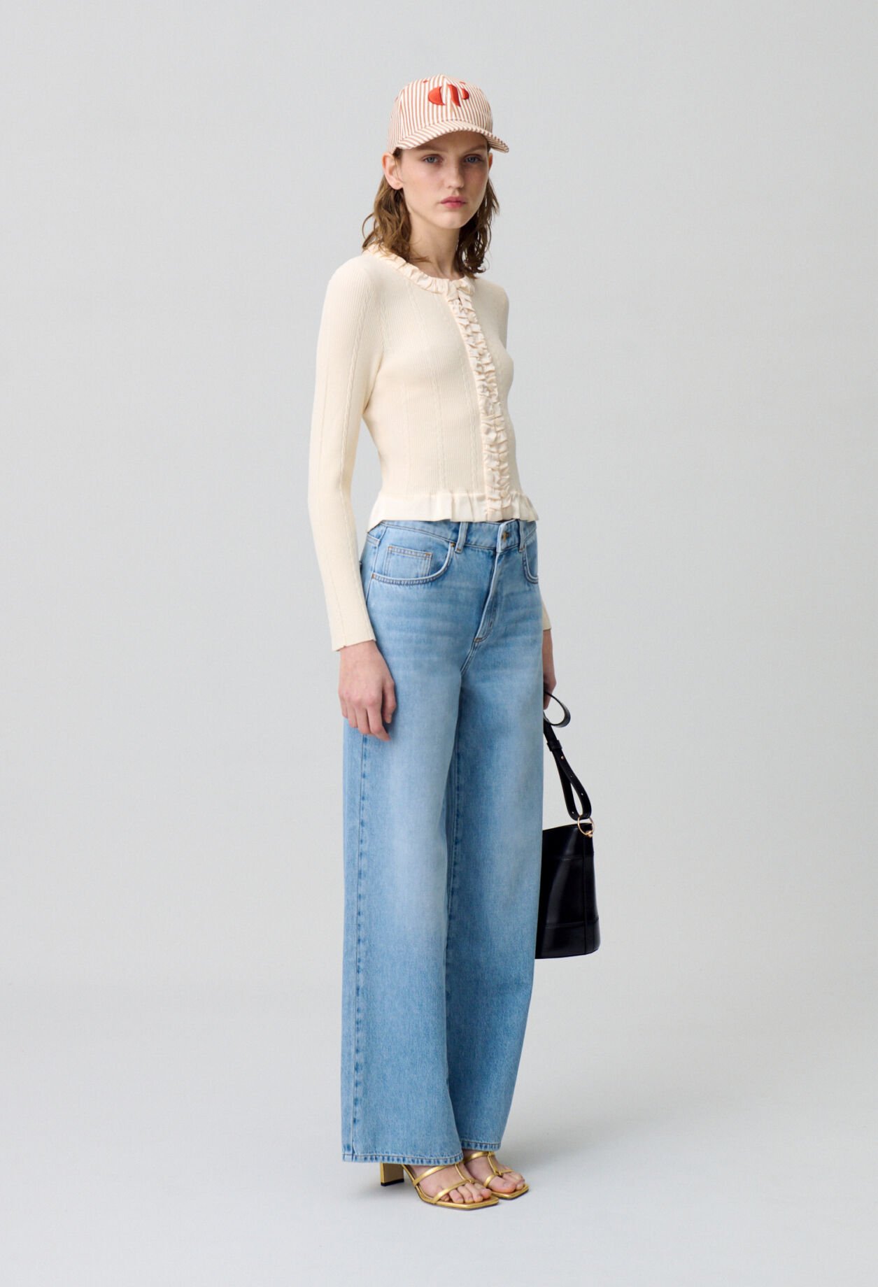 Buttoned Fine-Knit Cardigan