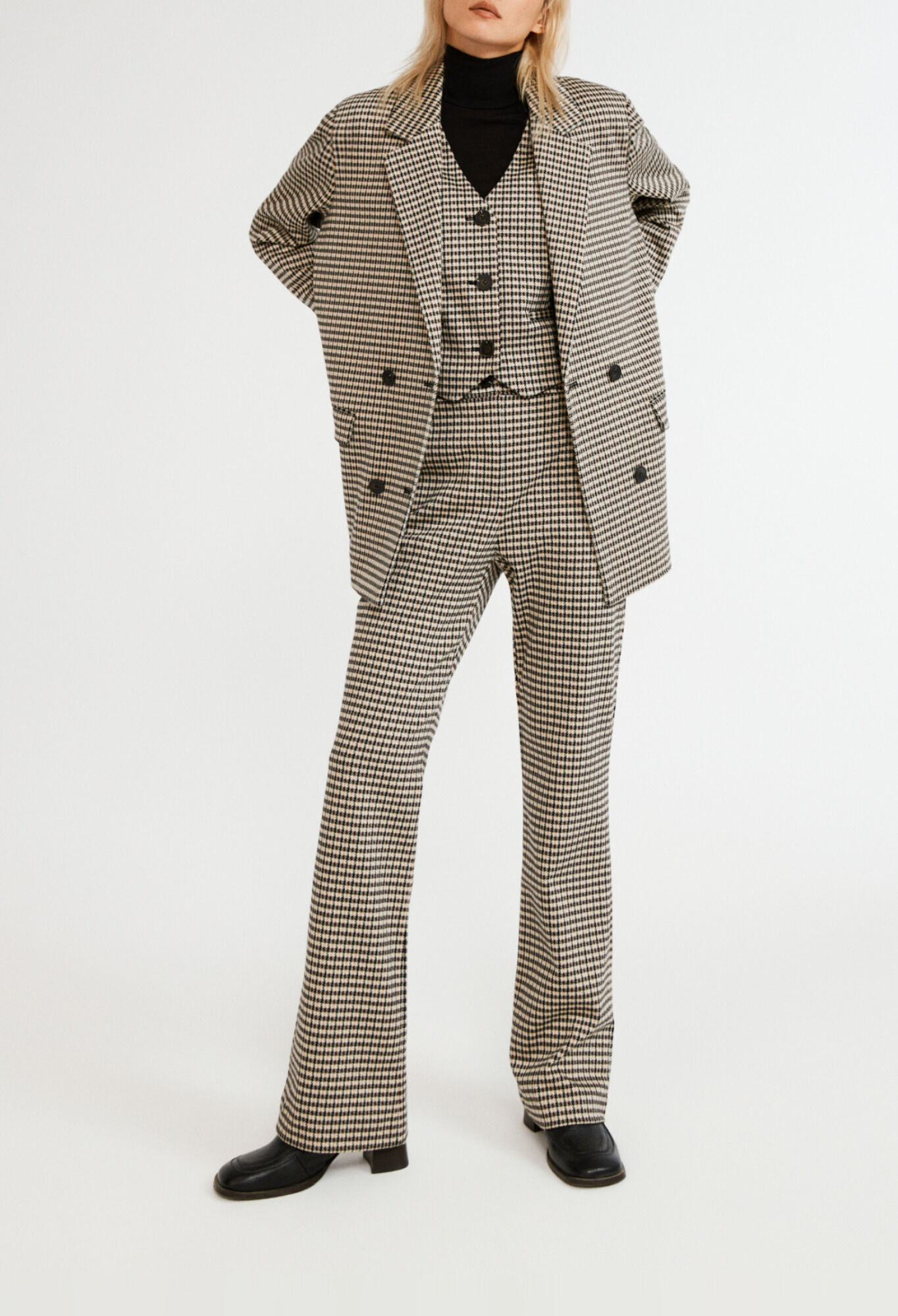チェック★ショルダーパッド入り★ジャケット★ CLAUDIE PIERLOT チェック☆ショルダーパッド入り☆ジャケット☆ CLAUDIE PIERLOT
