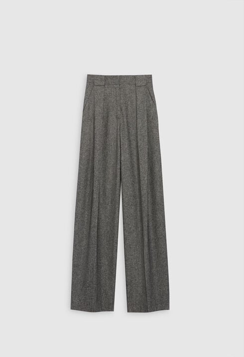 High-waisted trousers