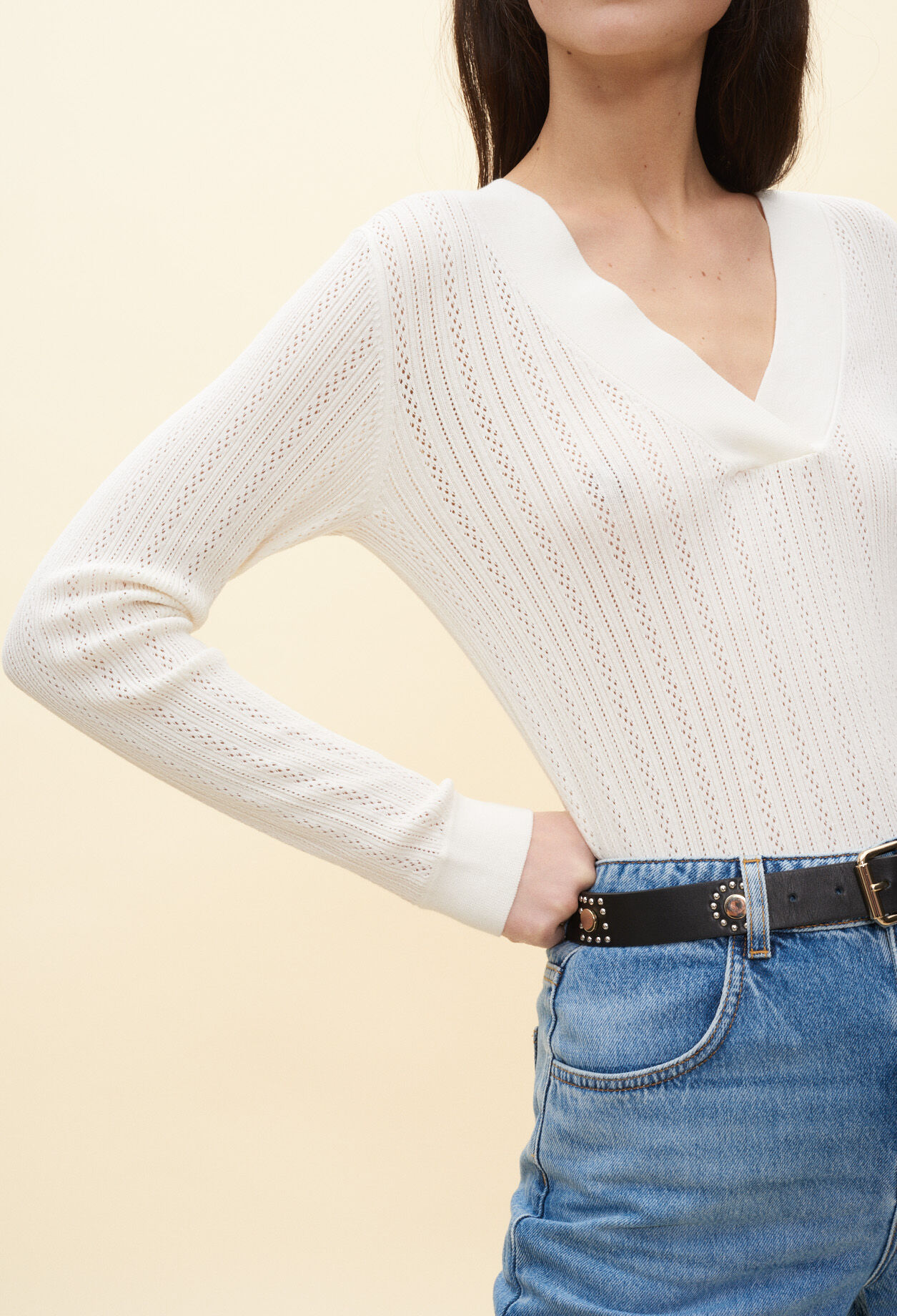 V-neck jumper