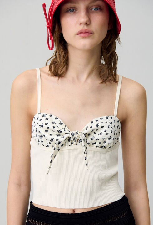 Fine Knit V-Neck Top