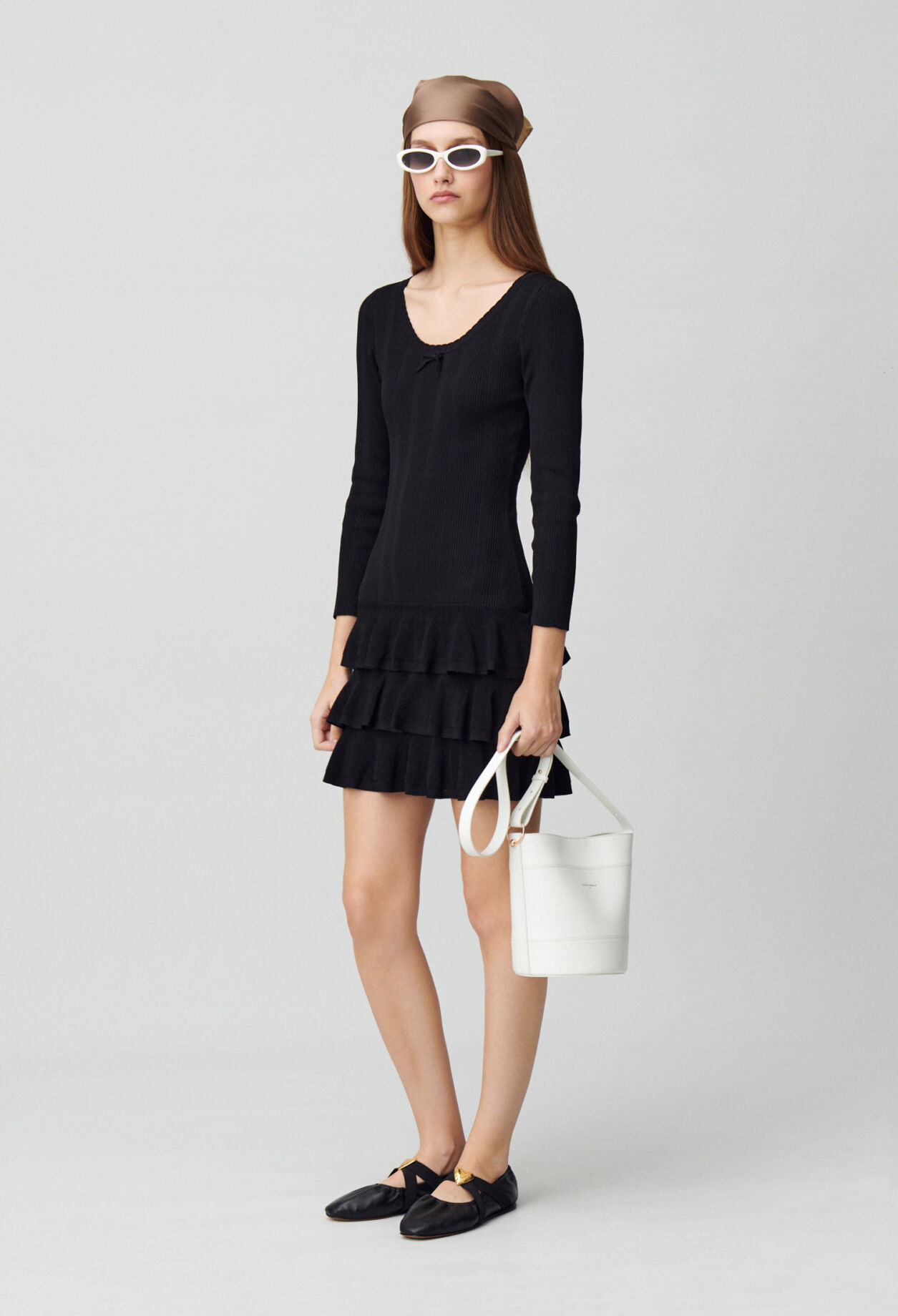 Short fine-knit dress