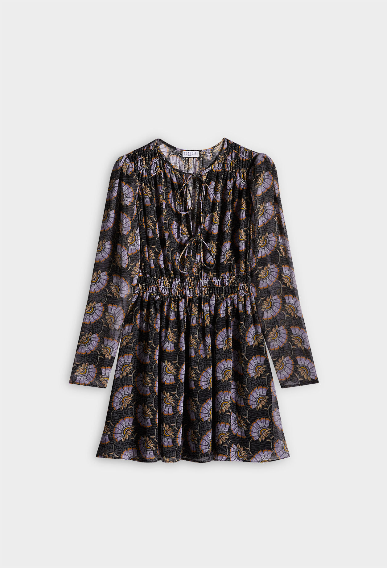 Short dress with long sleeves