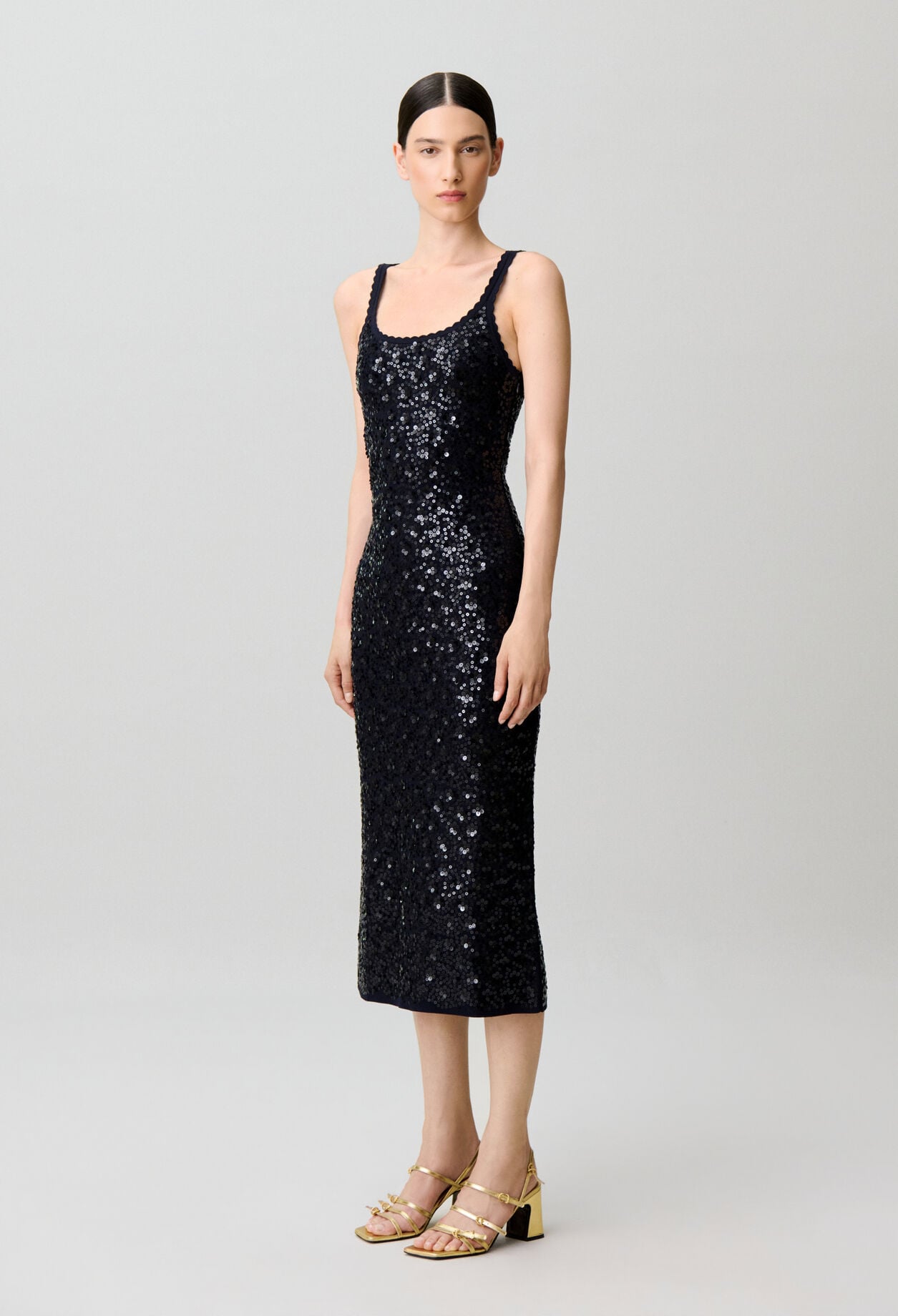 Long sequinned knitted dress