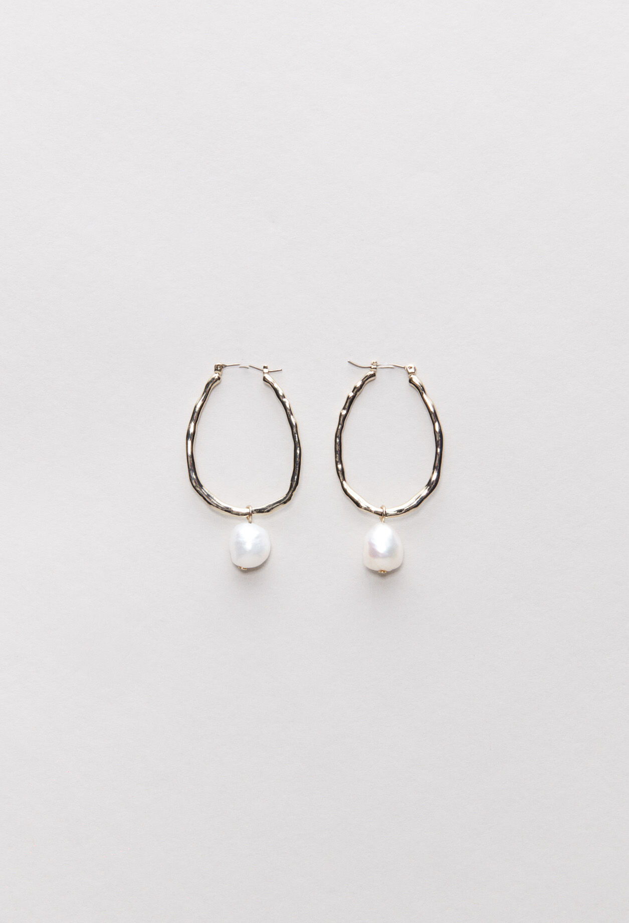 Pearl earrings