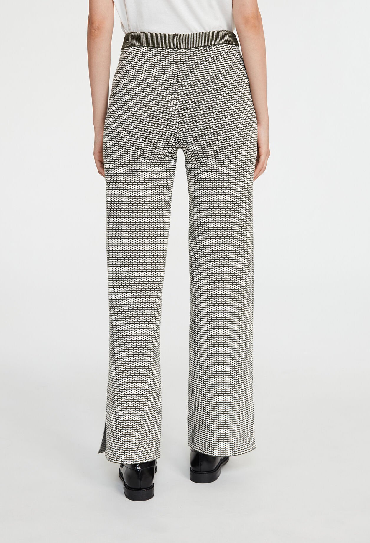 Pantalon bicolore maille à motifs