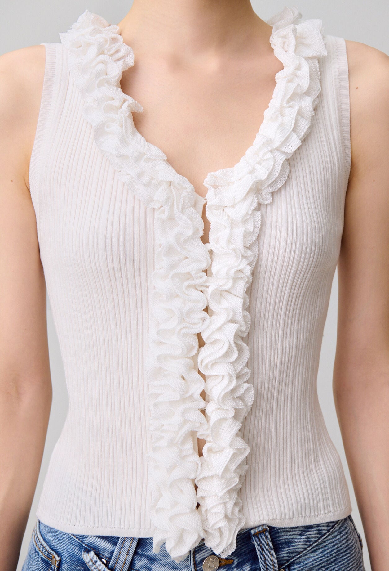 Sleeveless top