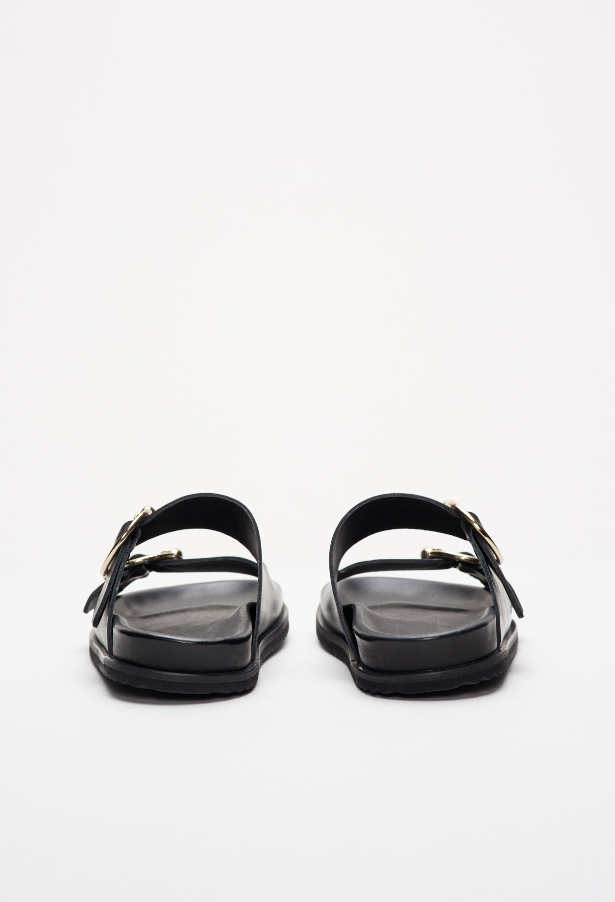 Sandals with metal buckles