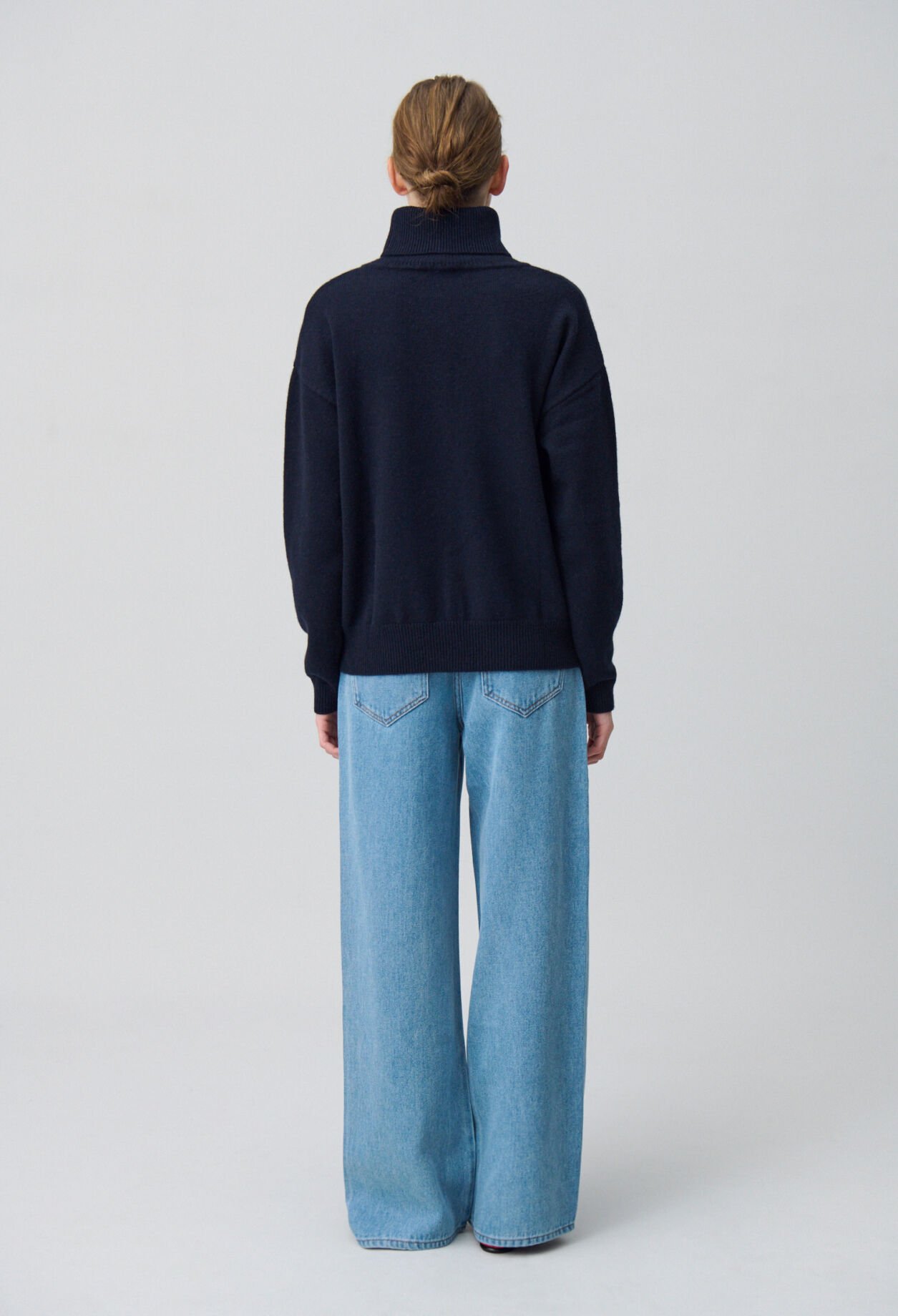 Navy cashmere jumper