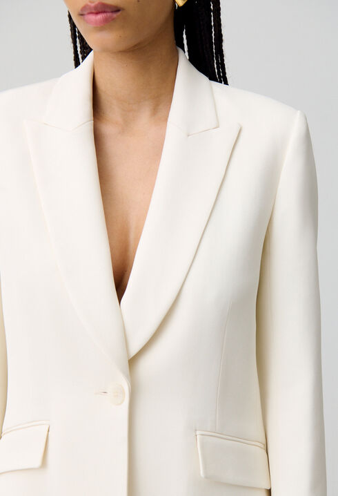 Fitted Tailored Blazer