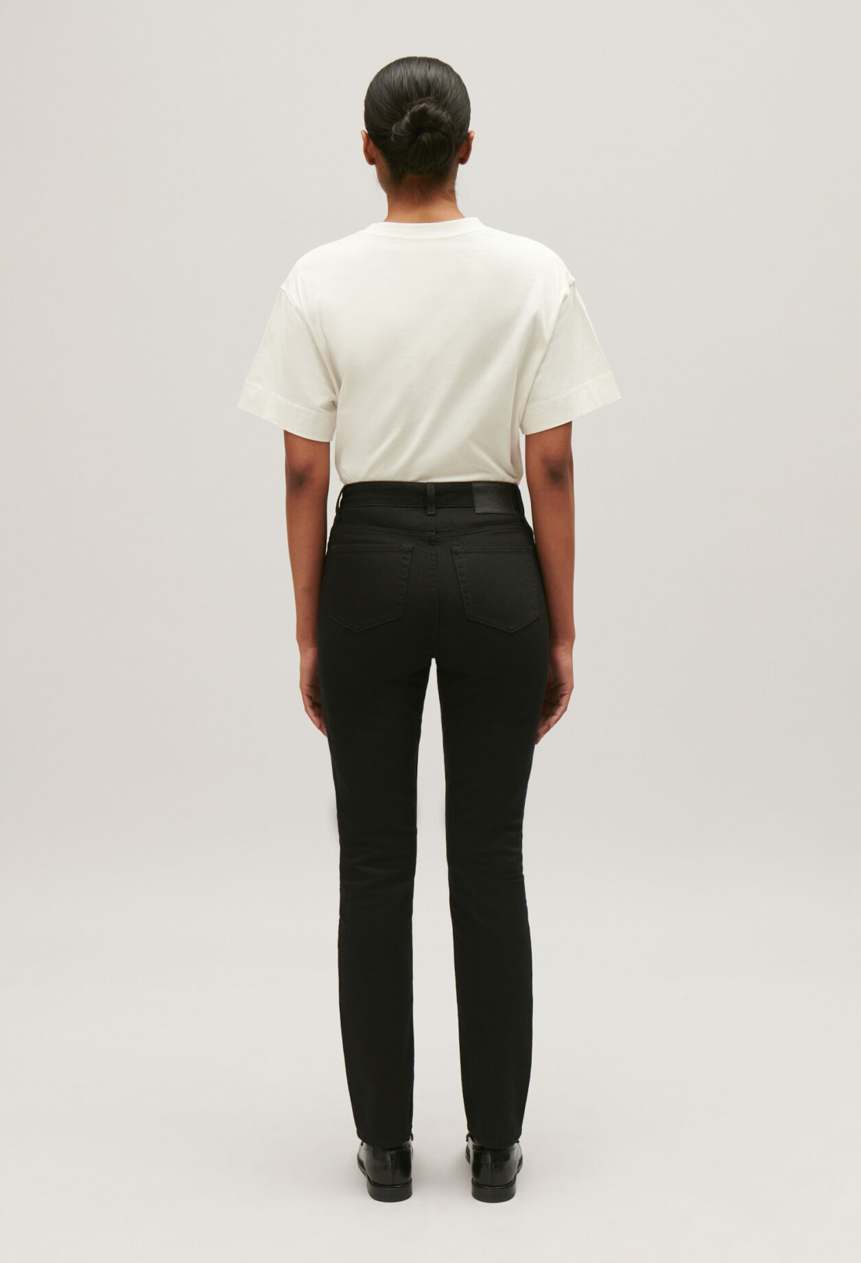 Black skinny jeans
