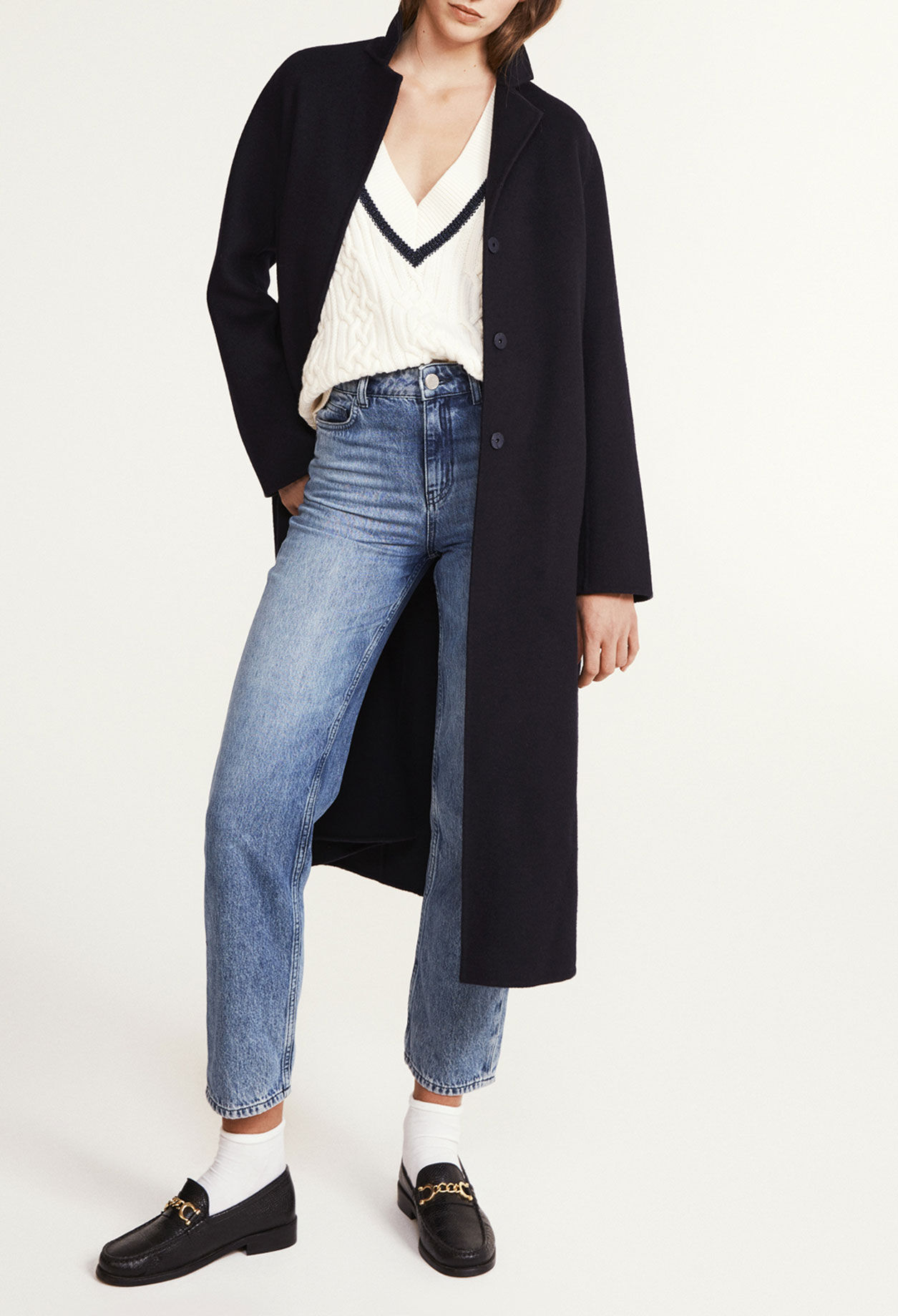 Coat with tie belt