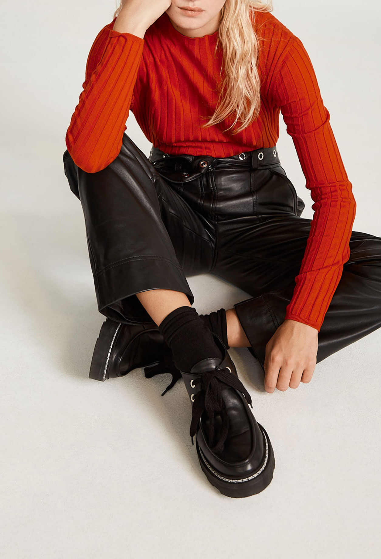 Ribbed pullover