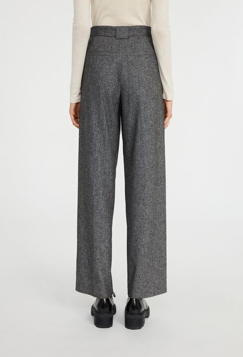 High-waisted trousers