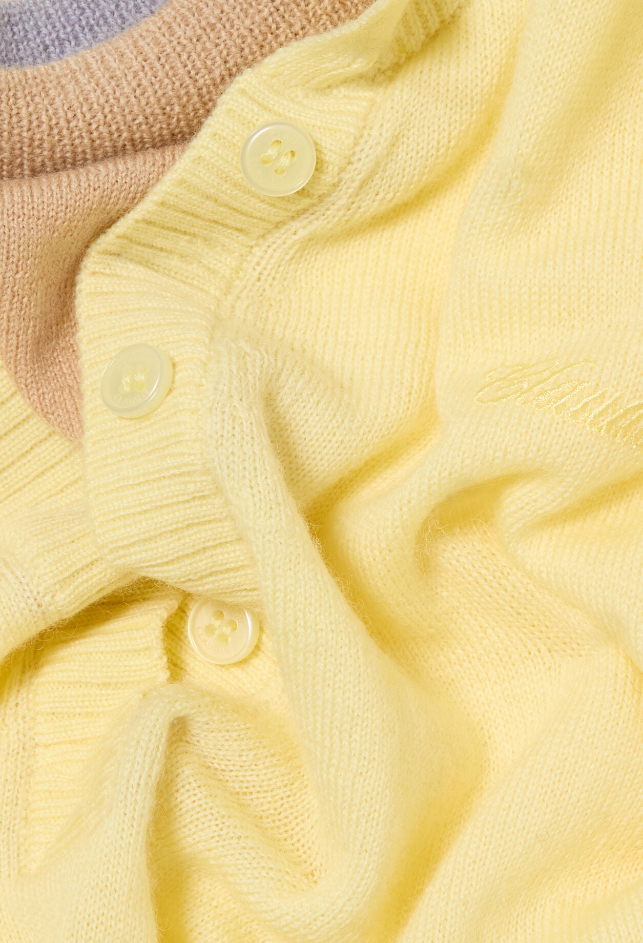 Layered collar wool jumper