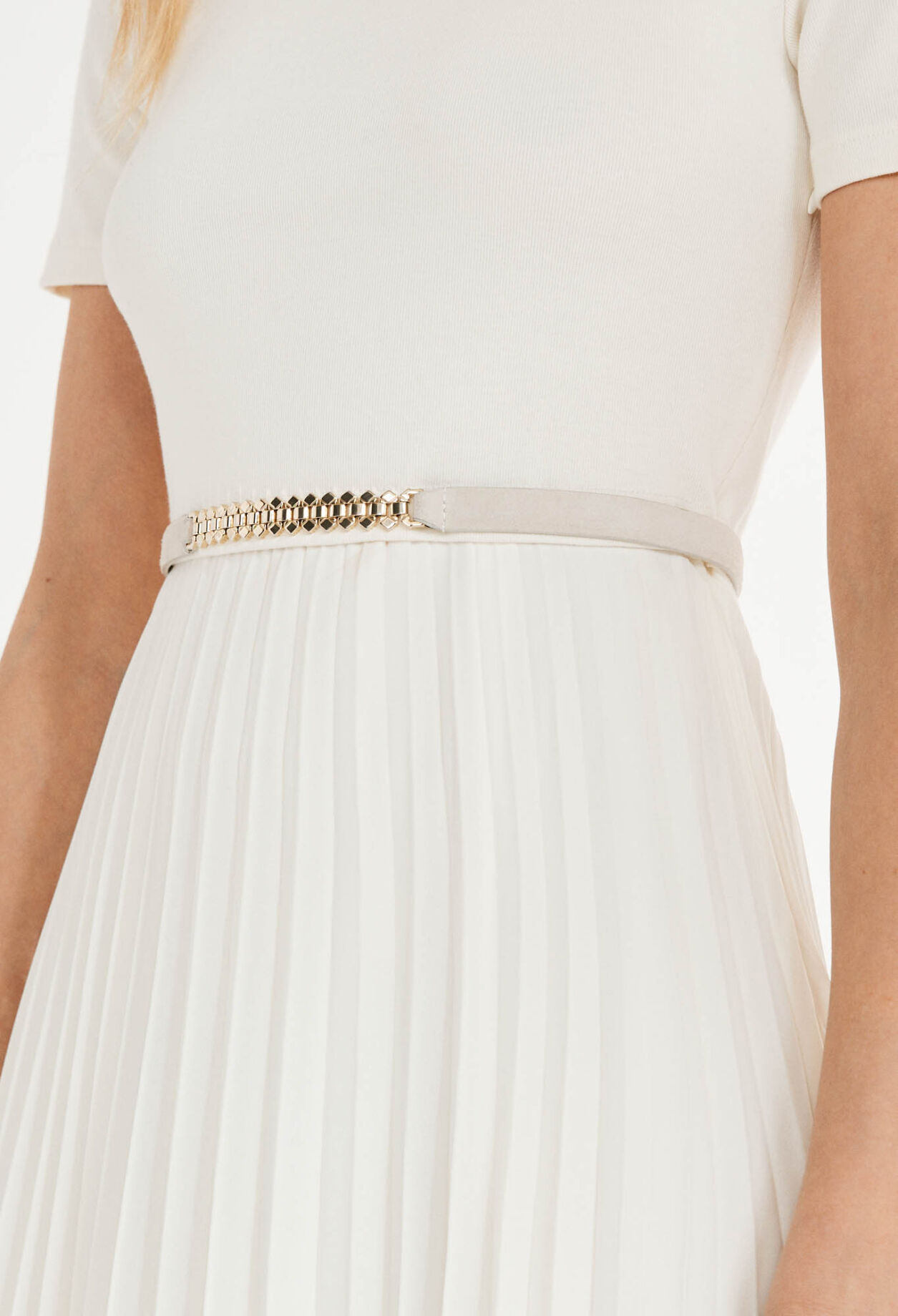 Leather belt