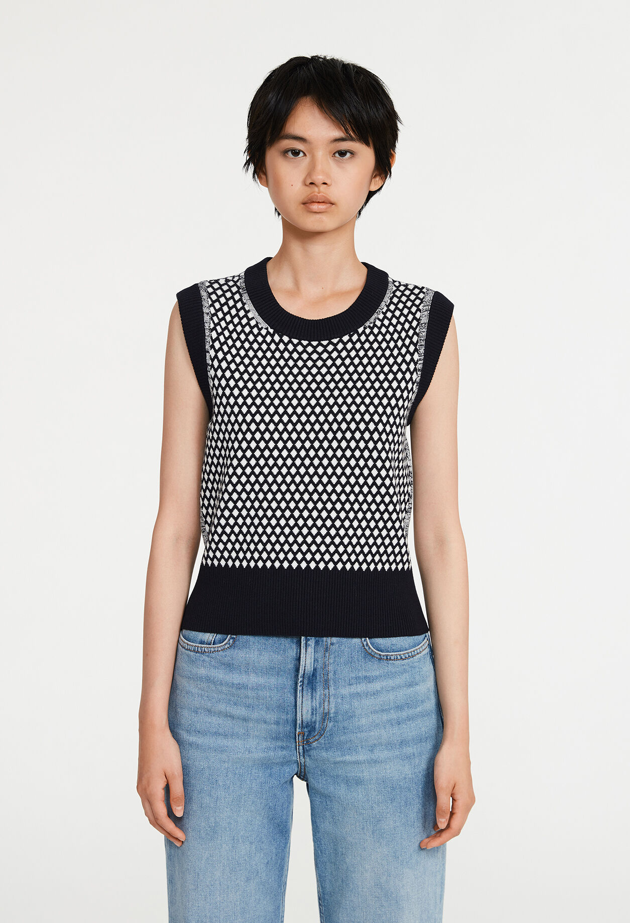 Pull sans manche à motifs graphiques