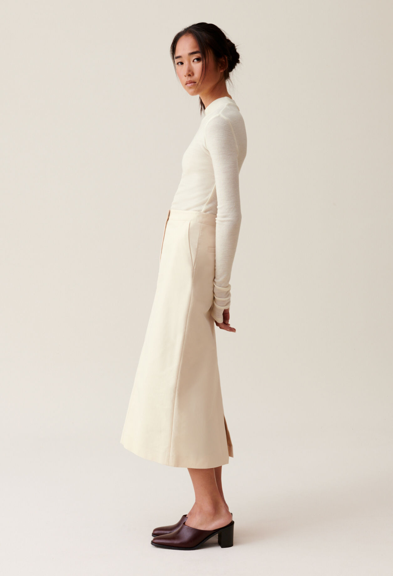 Pale beige midi skirt