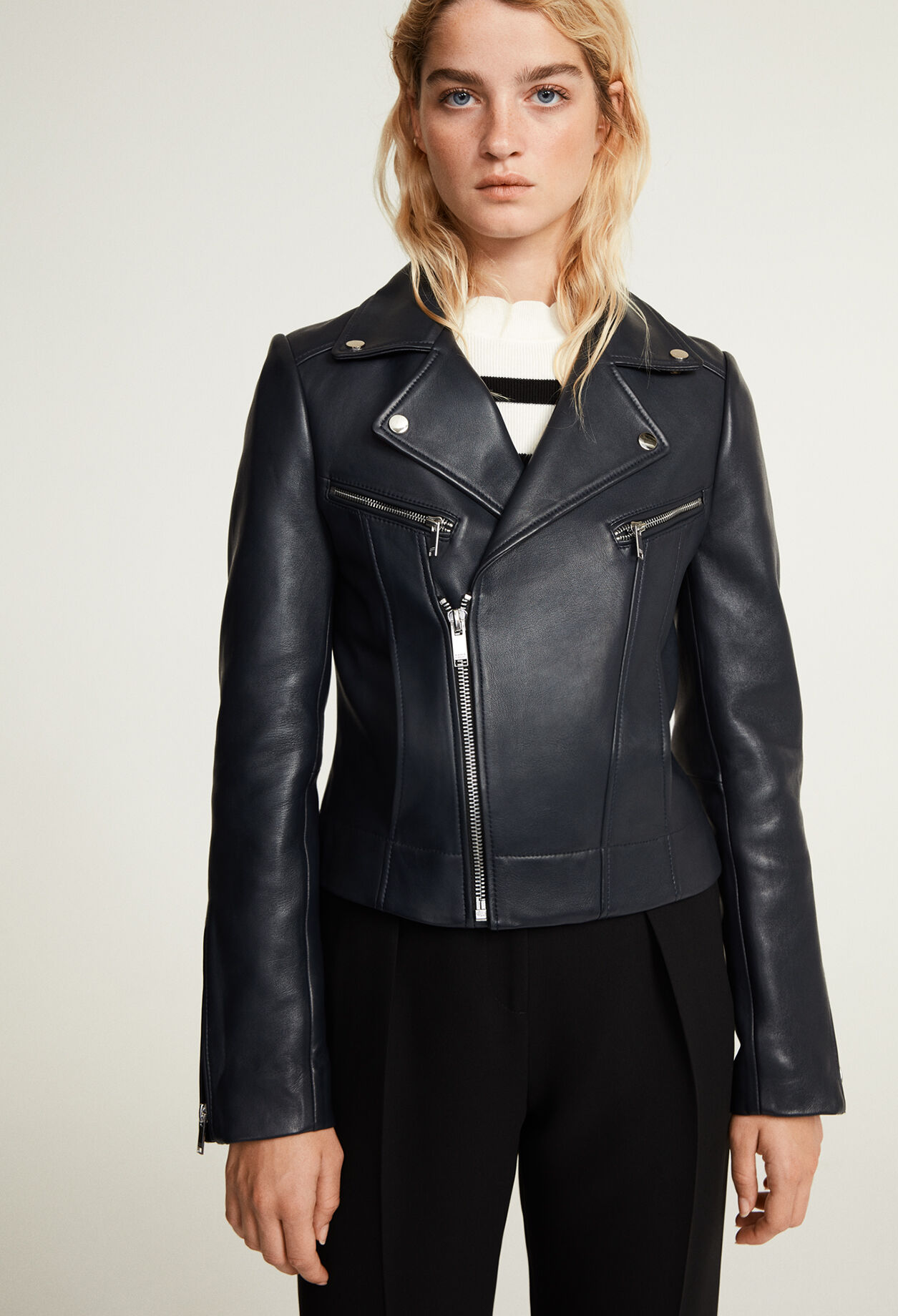 Zipped leather jacket
