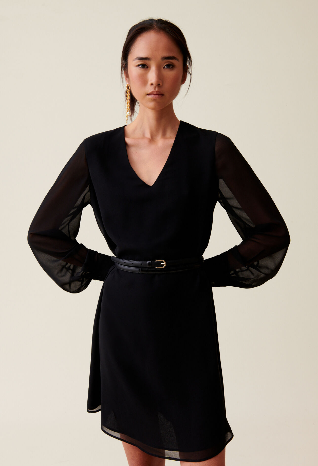 Black flowing dress store