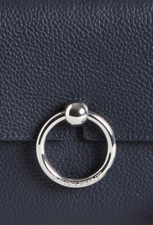 Anouck leather pouch